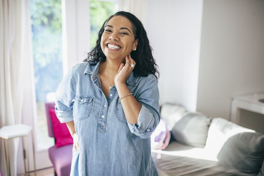 hispanic woman with lupus, lupus and oral health